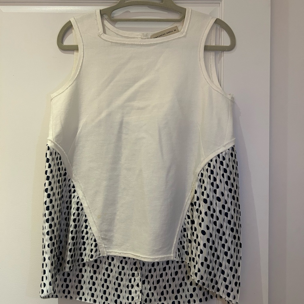 Asymmetrical White and Black Tank Top with Polka Dots